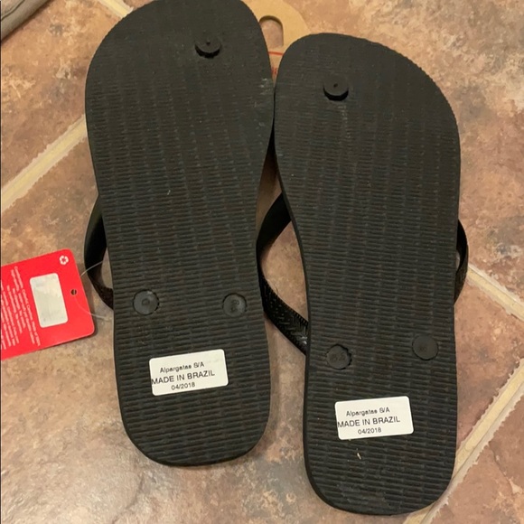 Havaianas men’s sz 13 Daffy Duck NWT! - Picture 5 of 5